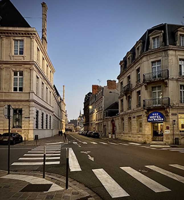 Late Afternoon street scene in Reims