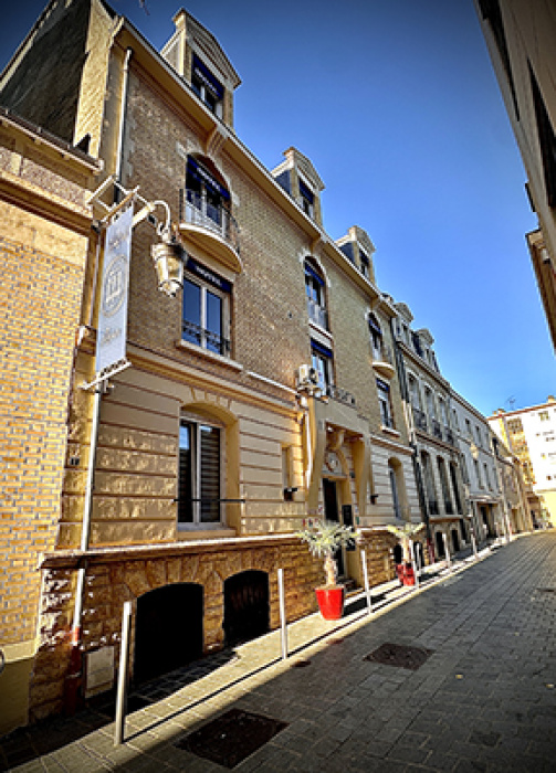 Trey's hotel in Reims - The Azur