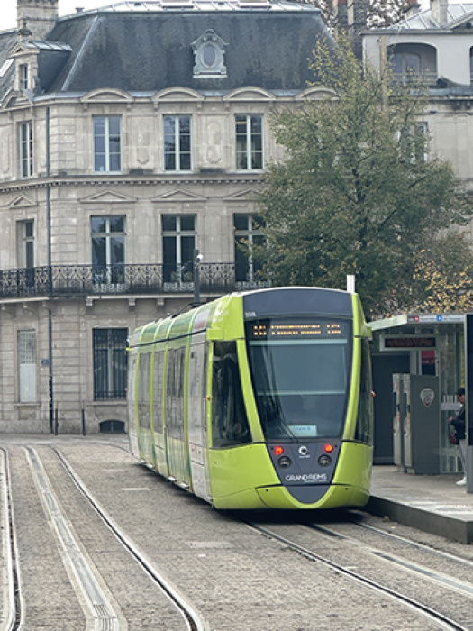 Tram line serving Reims