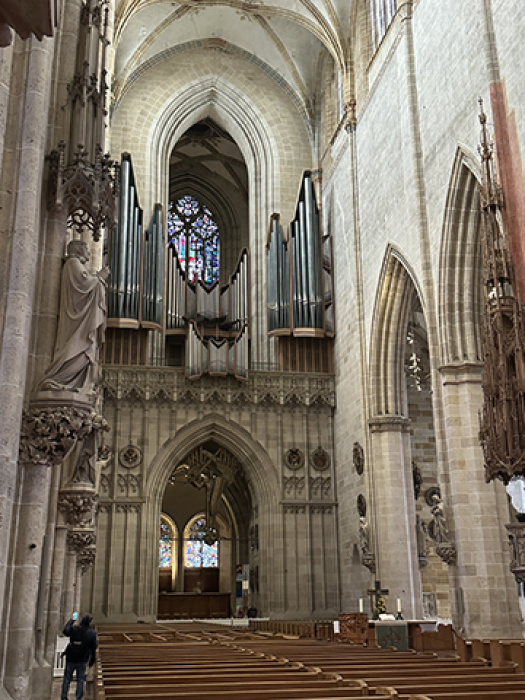 Ulm Minster interior - pipe organ and St. Michael the Archangel