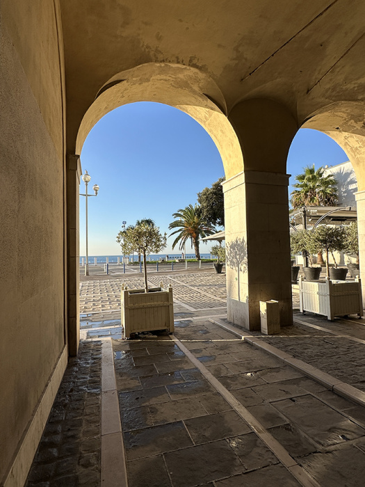 Quiet sunny morning in Nice
