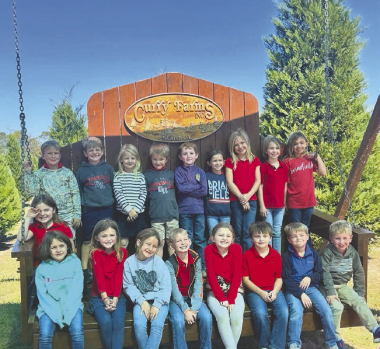 Briarfield students visit pumpkin patch