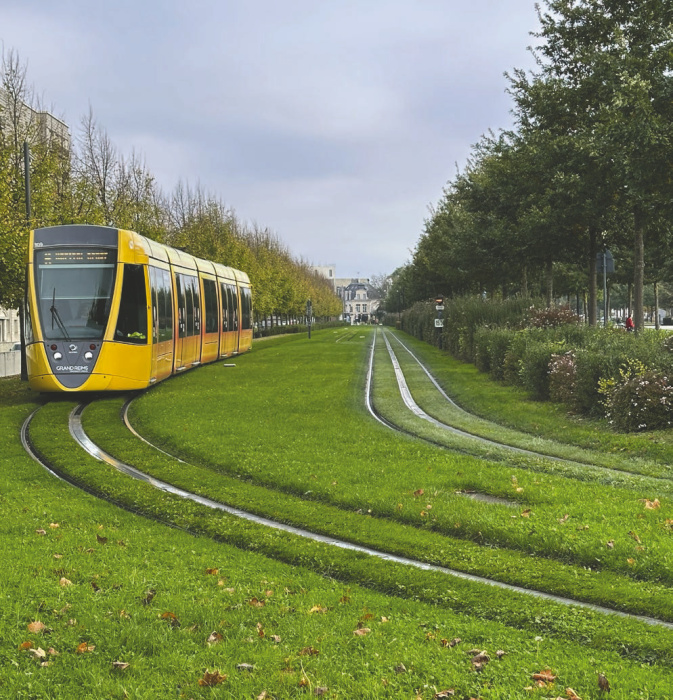 The light rail in Reims travels along well-manicured parks and plazas