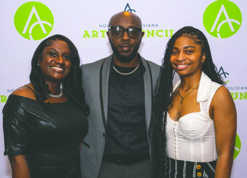 Arts group honors former resident